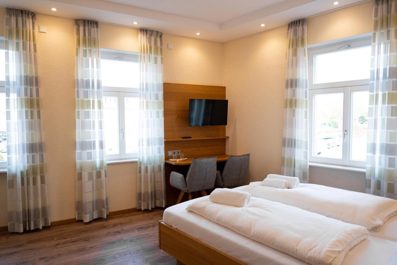 Gasthause Zur Krone Hotel Leimen  Bagian luar foto