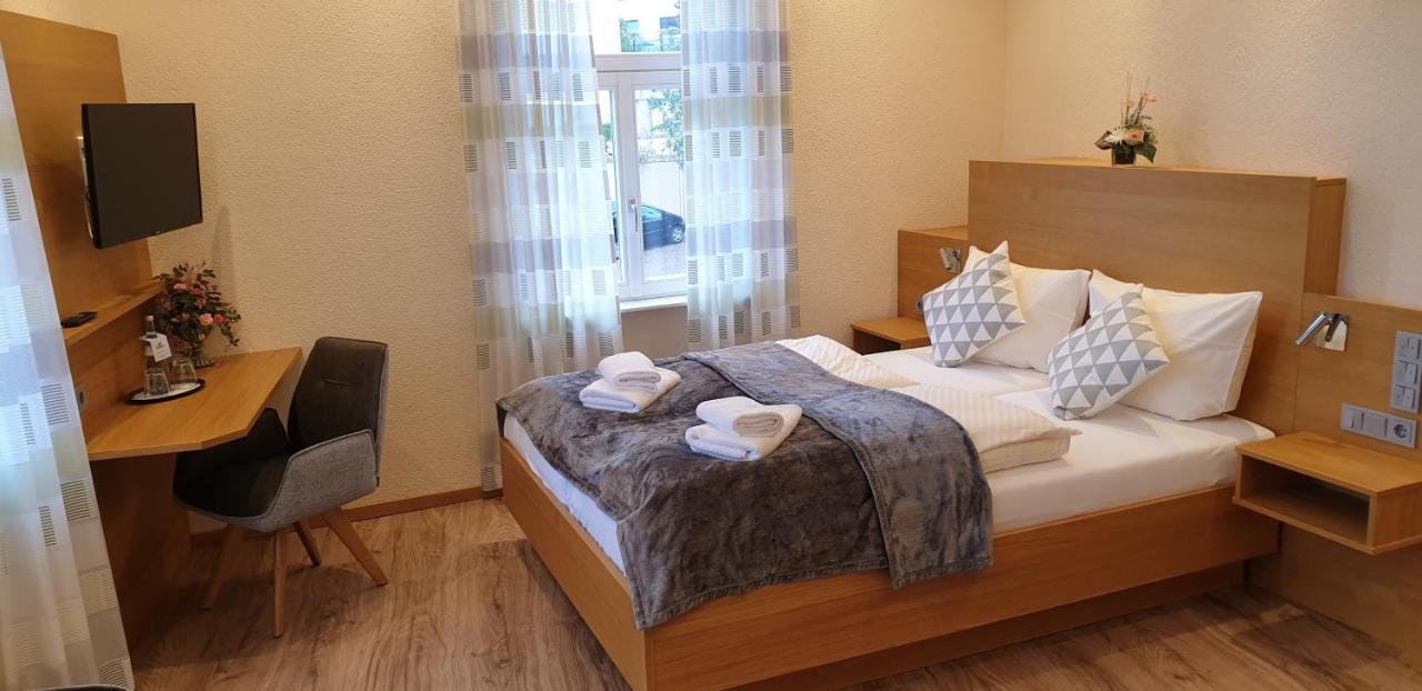 Gasthause Zur Krone Hotel Leimen  Bagian luar foto